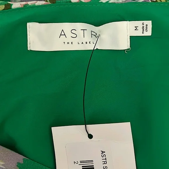 ASTR The Label One Shoulder Satorini Green Floral Fit & Flare Dress **Size M** - Picture 6 of 6